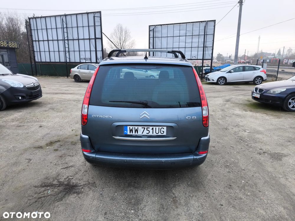 Citroën C8 2.0 16V Confort - 6