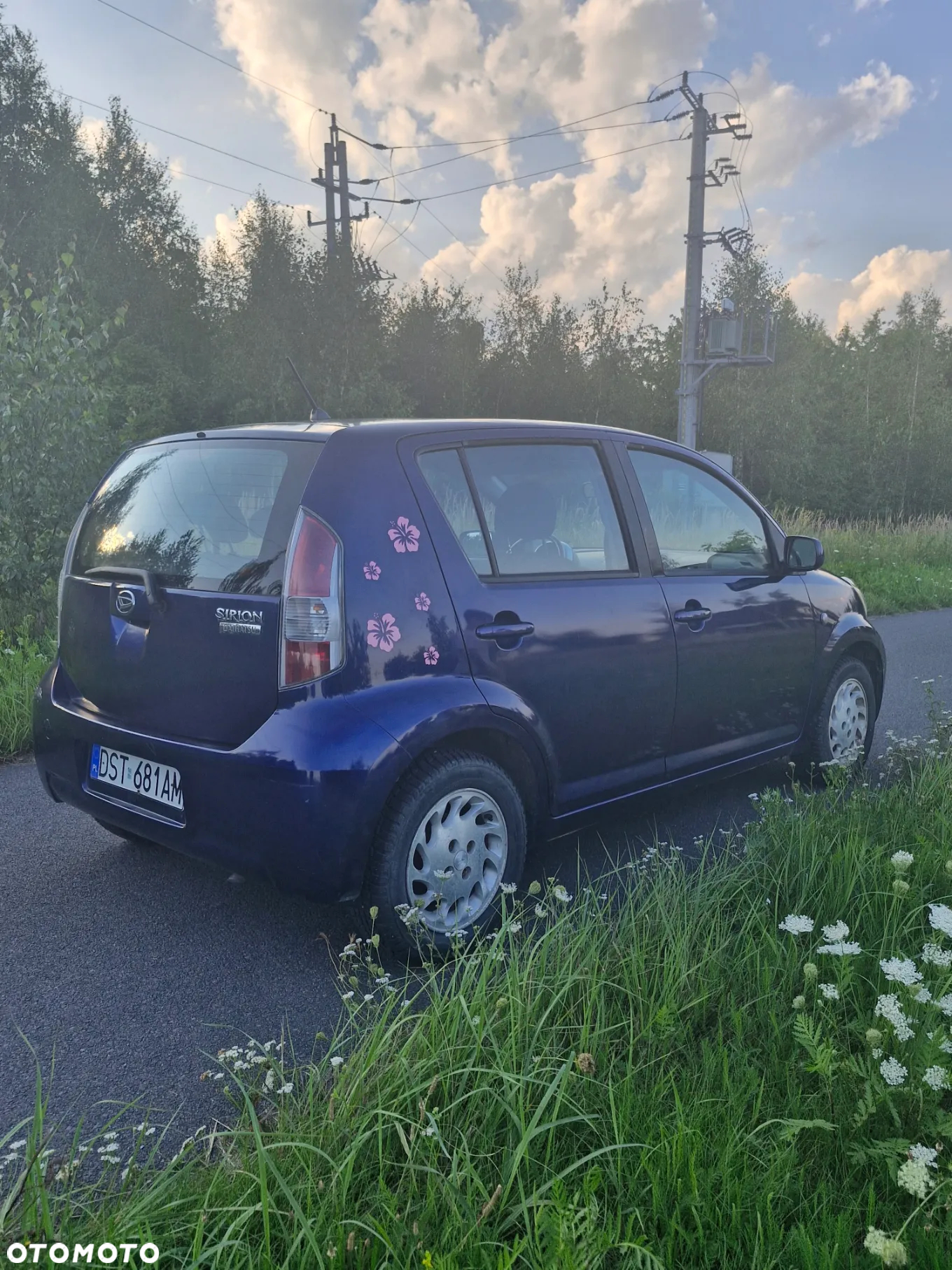 Daihatsu Sirion 1.0 - 5
