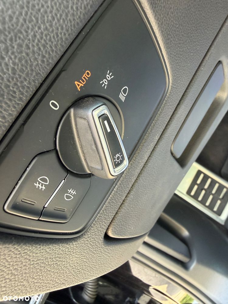 Volkswagen Passat Alltrack - 27