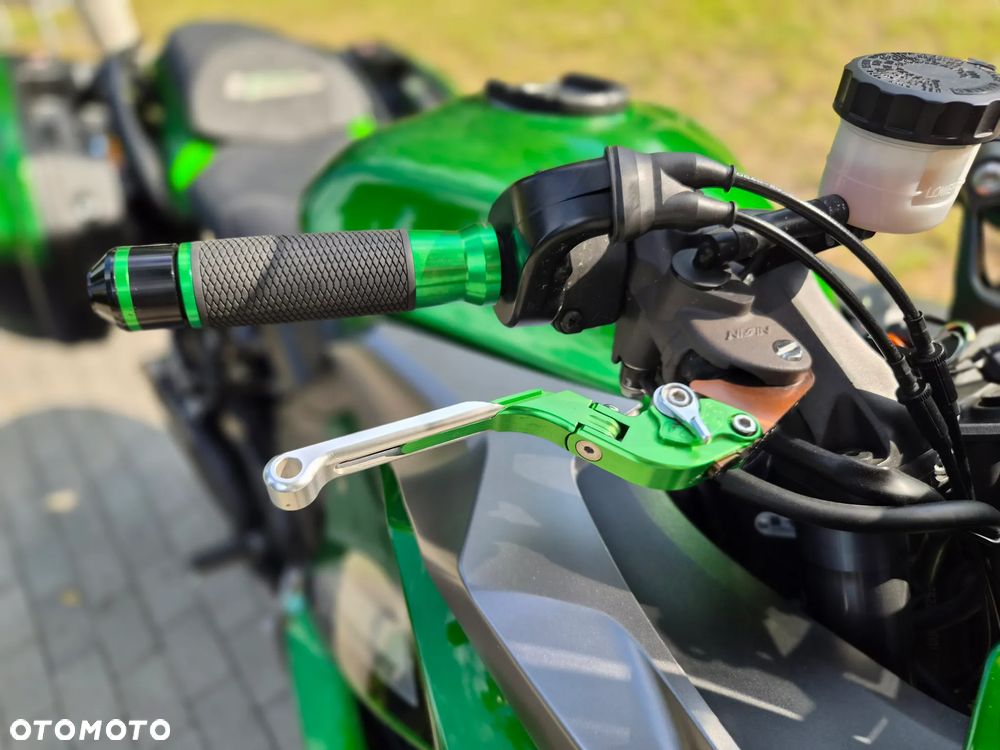 Kawasaki Ninja 1000 SX - 25