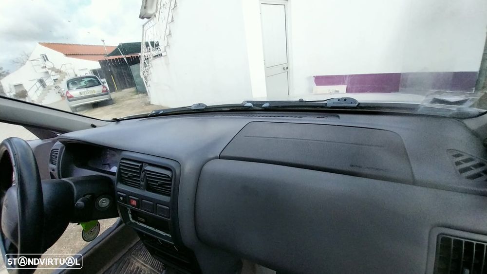 Nissan Almera 1.4 GX+AC - 18