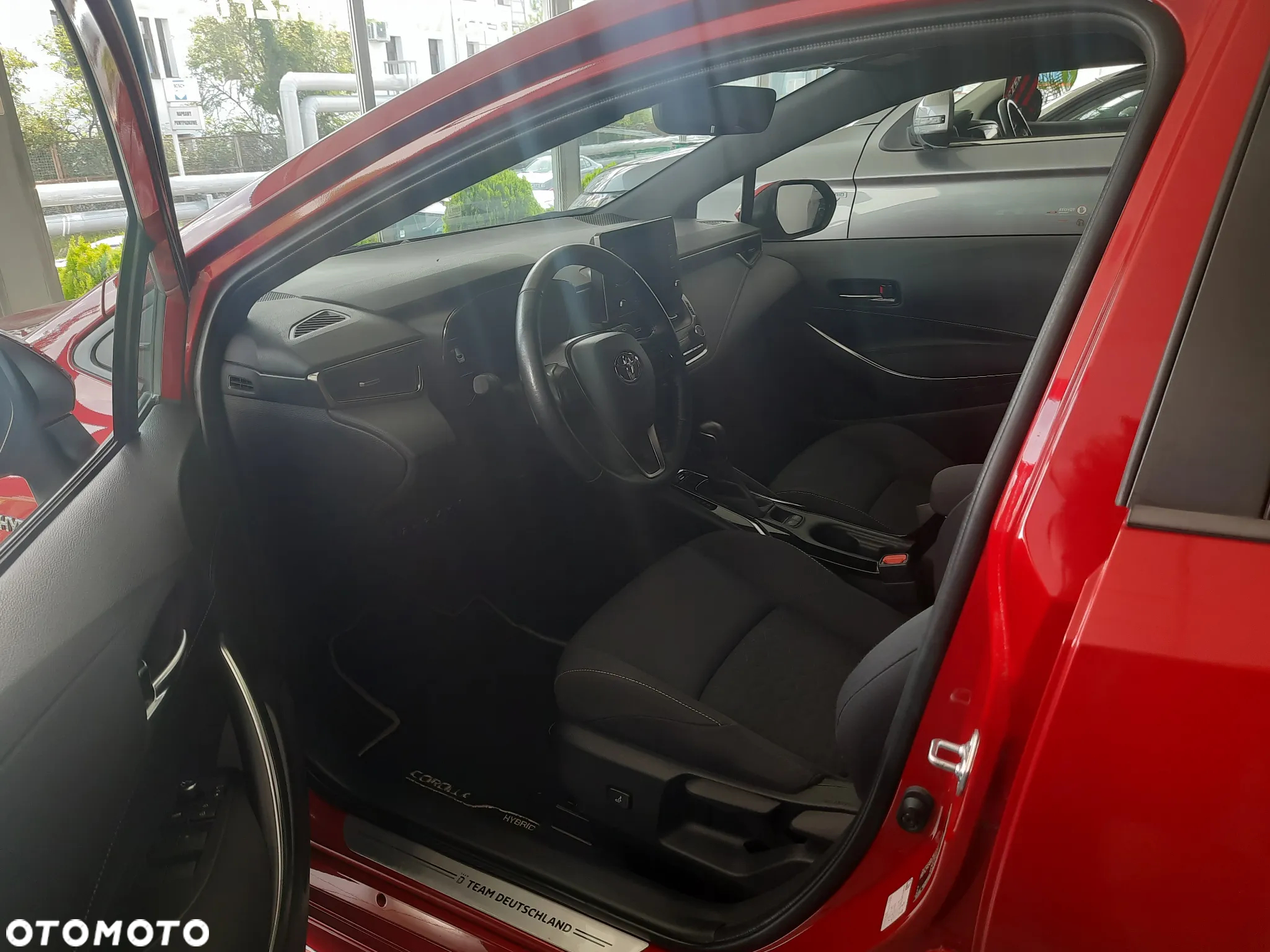 Toyota Corolla 2.0 Hybrid Touring Sports Team Deutschland - 8