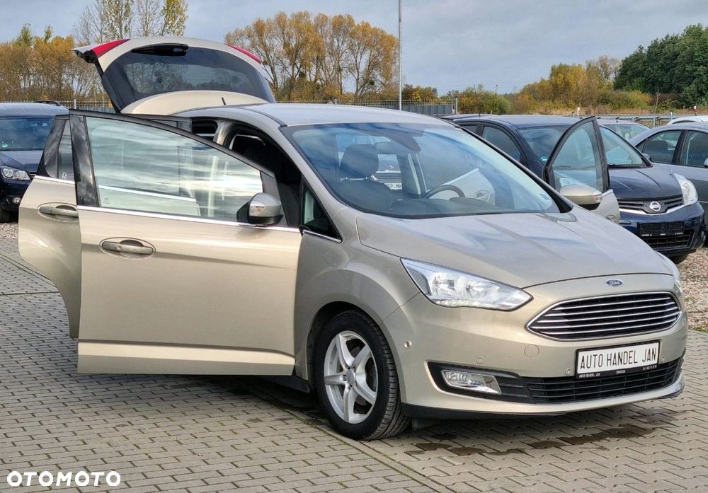 Ford C-MAX - 17