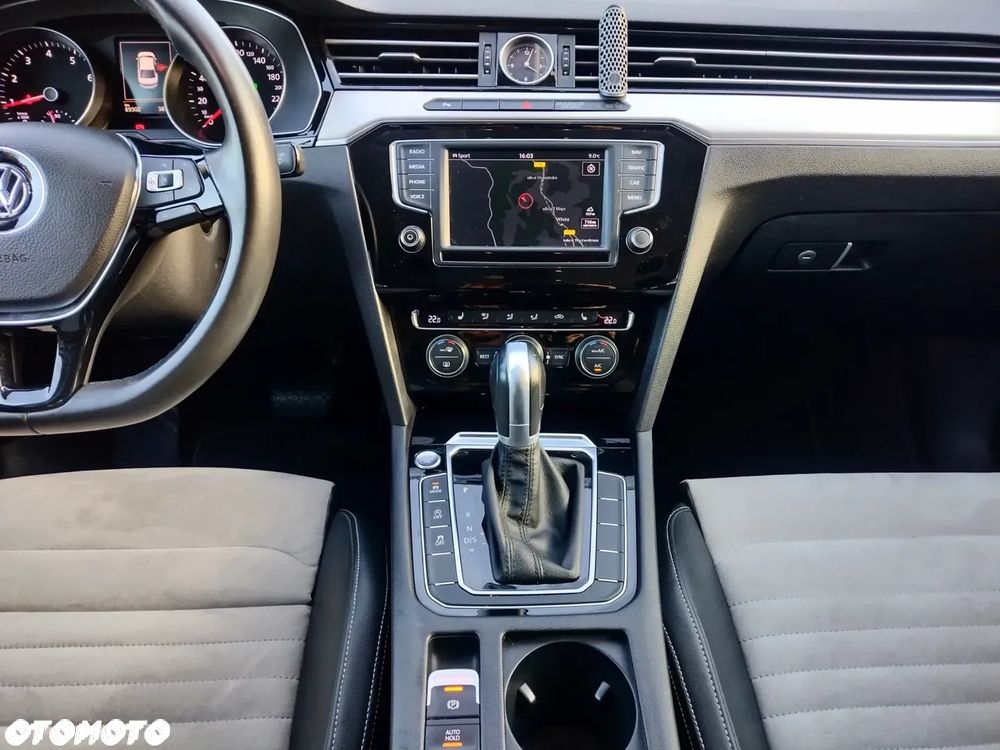 Volkswagen Passat 1.8 TSI BMT Highline DSG - 12