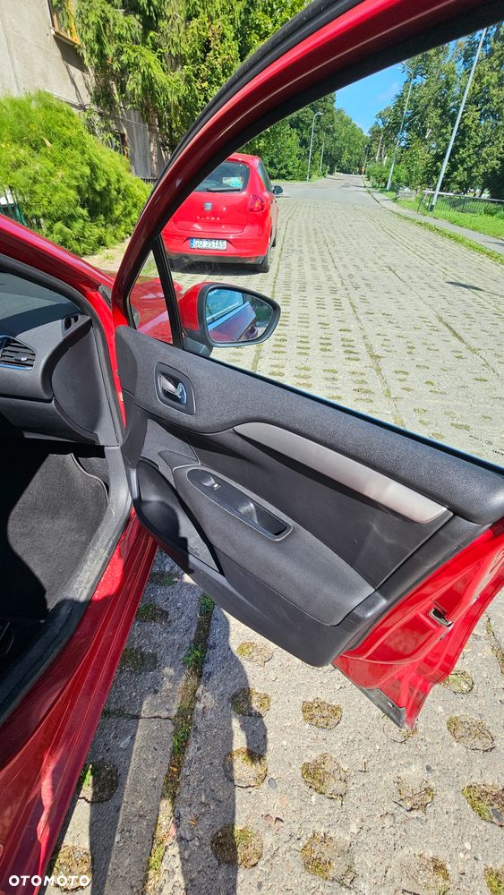 Citroën C4 1.6 HDi SX - 35