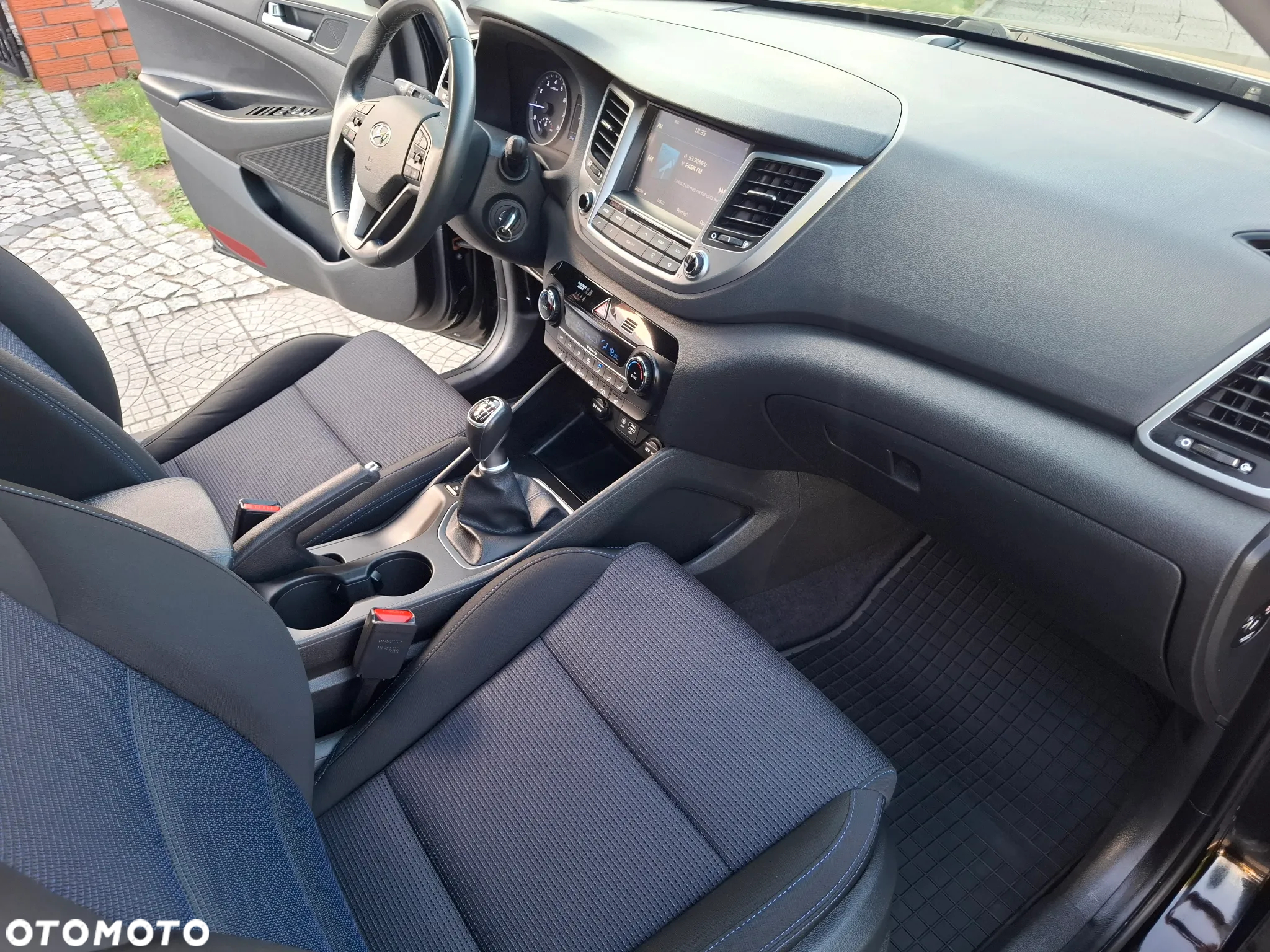 Hyundai Tucson 1.6 GDi Comfort 2WD - 27