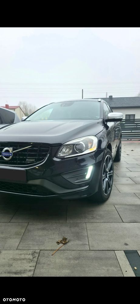 Volvo XC 60 D4 Drive-E Momentum - 1
