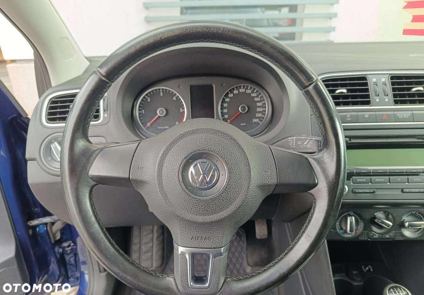 Volkswagen Polo - 12
