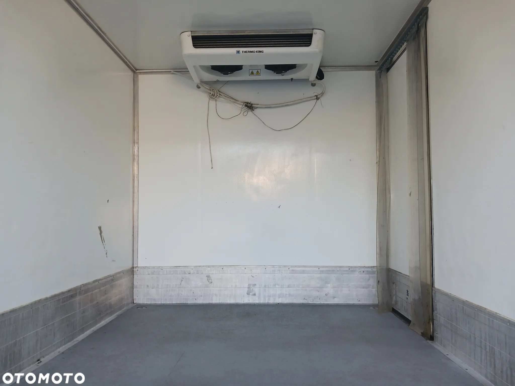 Iveco Daily 2016r 2.3 130KM SALON Izoterma chłodnia Mroźnia kontener Agregat RAMA  Laweta ThermoKing - 8
