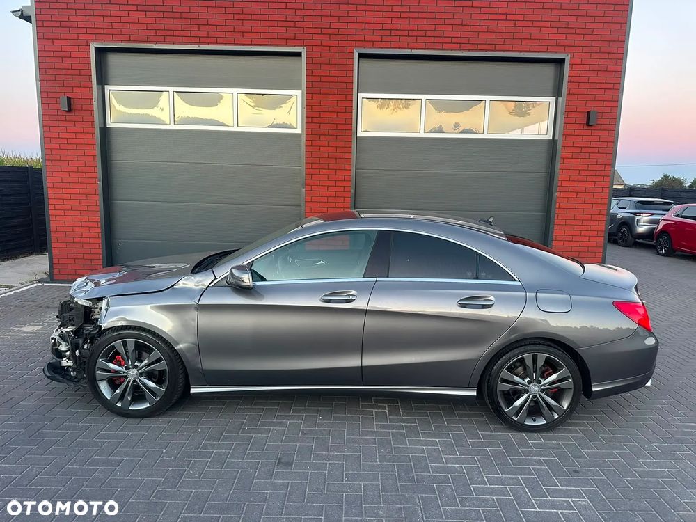Mercedes-Benz CLA 180 d - 31