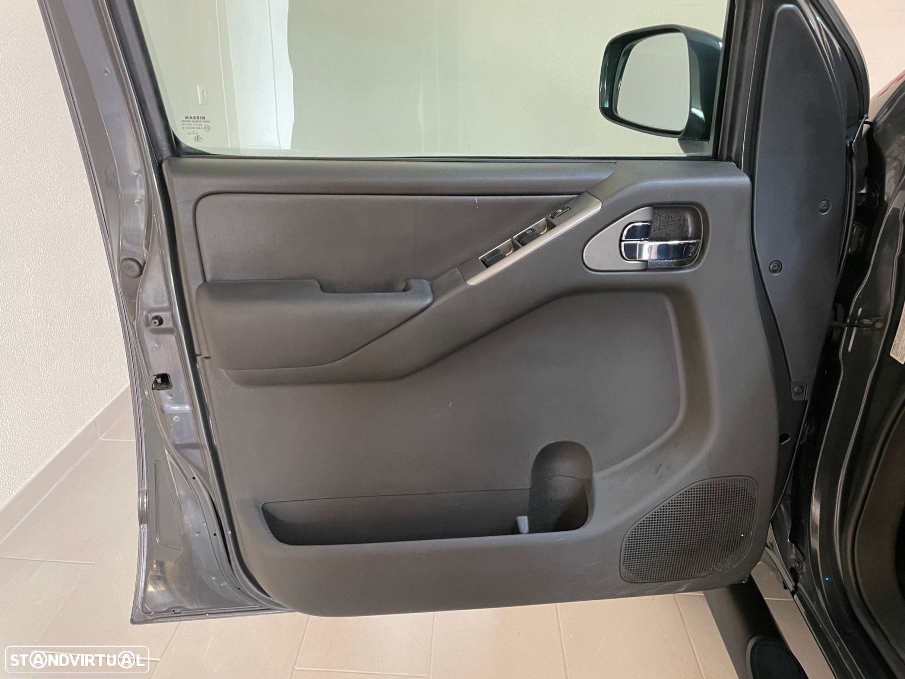 Nissan Navara 2.5 dCi CD LE - 7