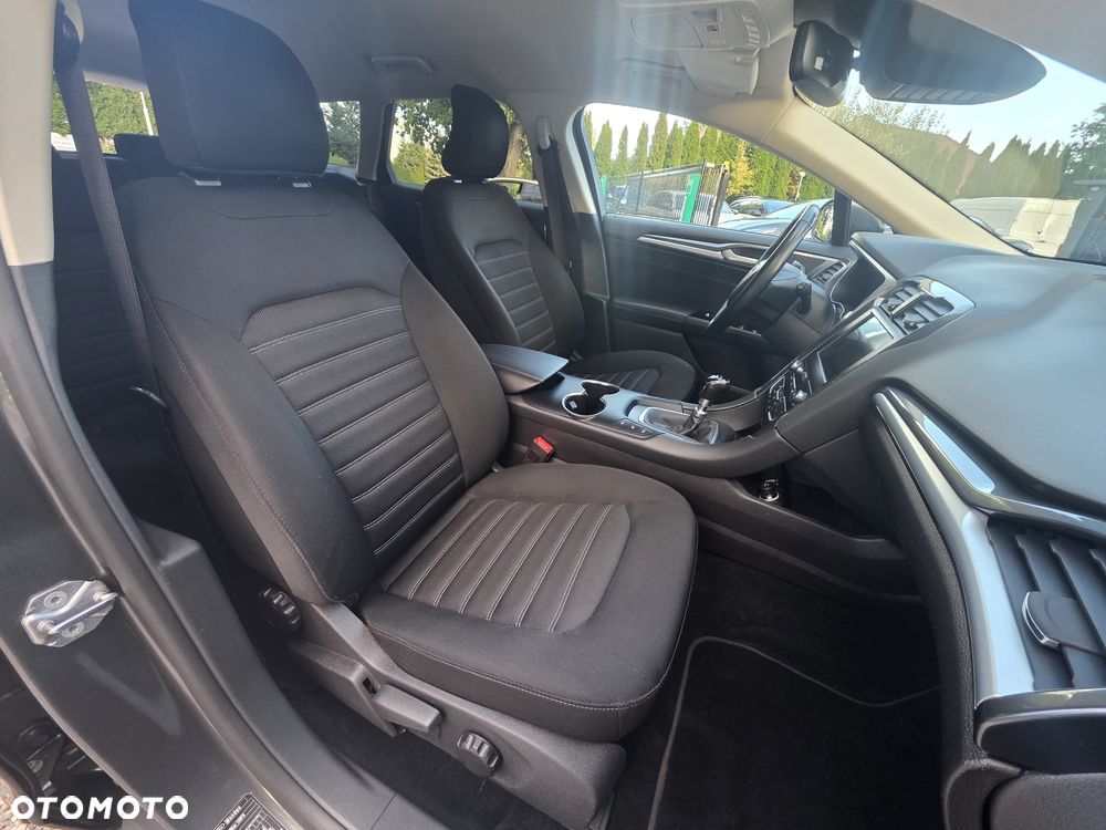 Ford Mondeo - 9