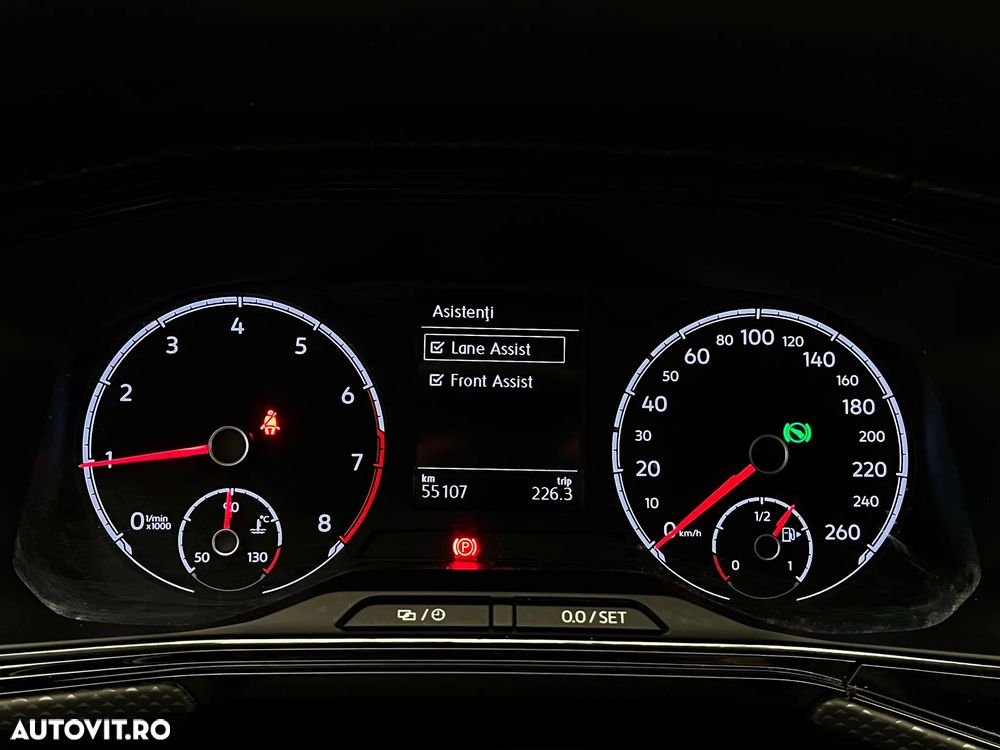 Volkswagen T-Cross - 12