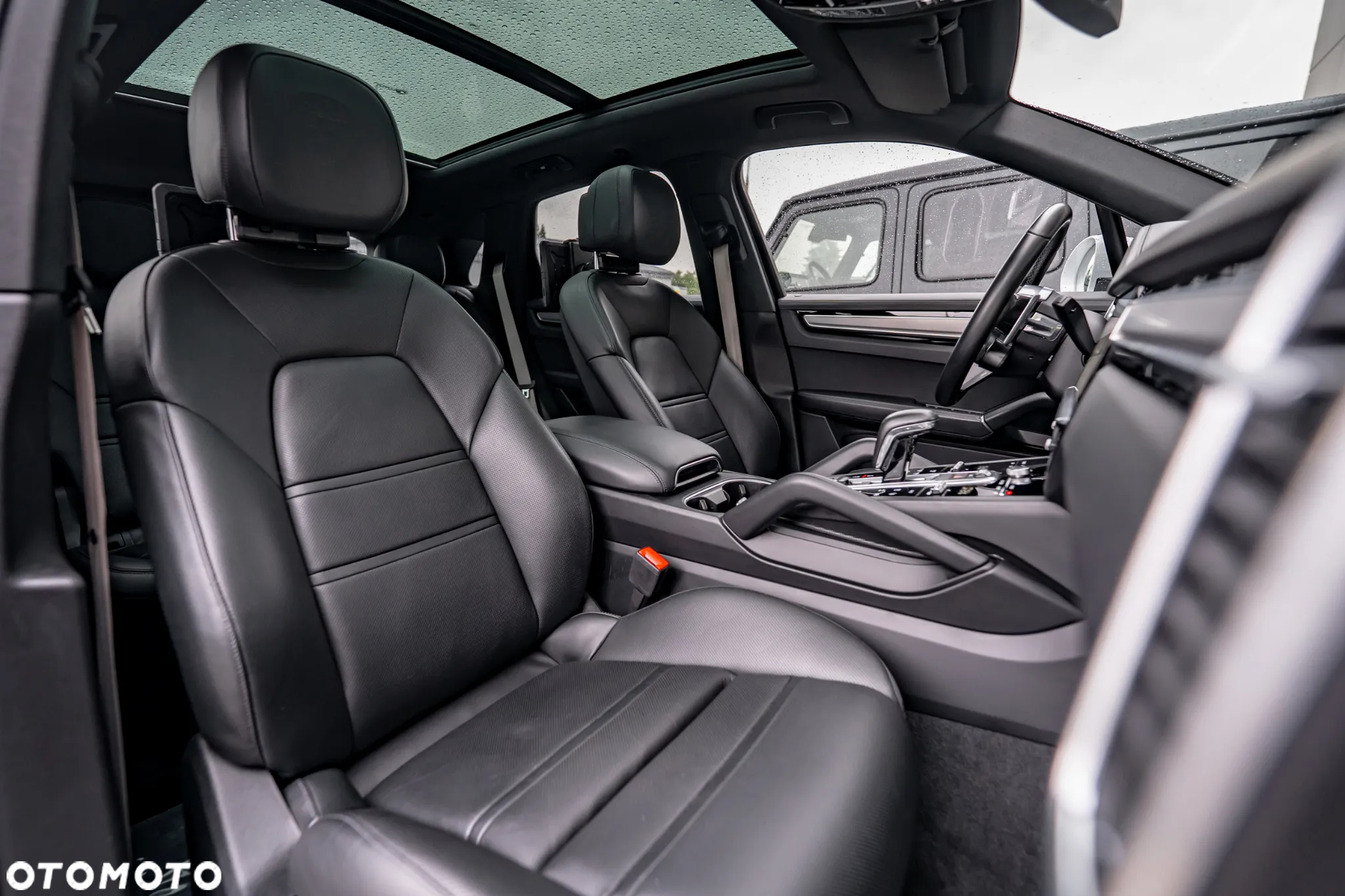 Porsche Cayenne - 36