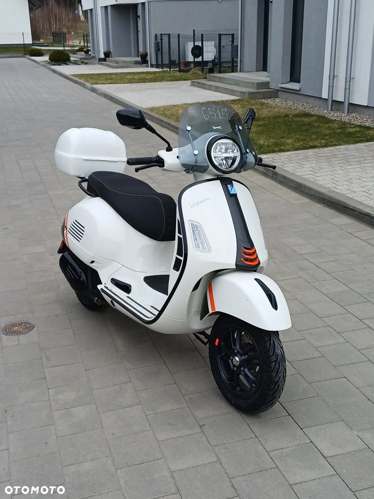 Vespa GTS - 1