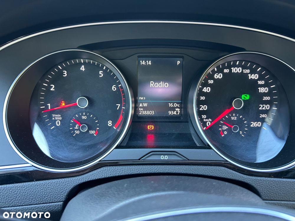 Volkswagen Passat - 10