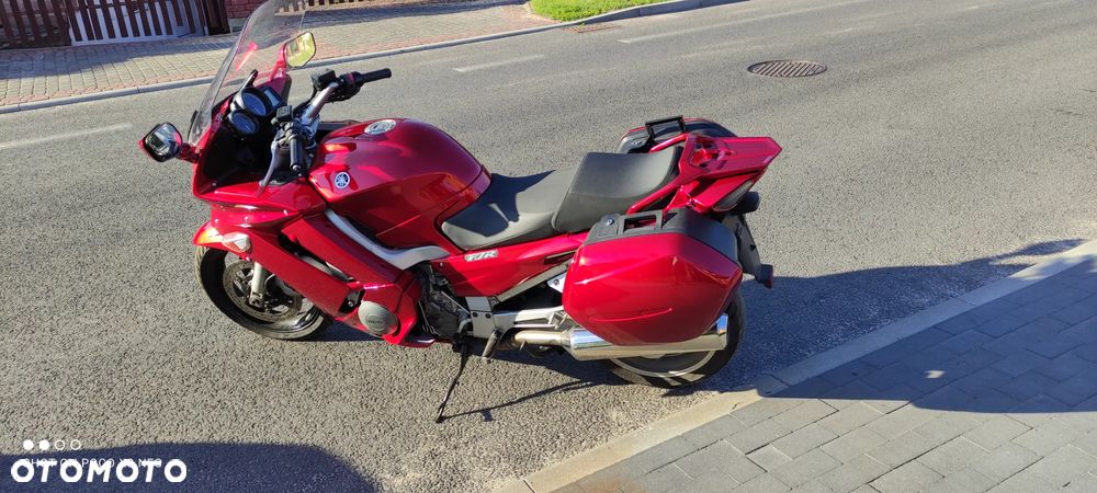 Yamaha FJR - 7