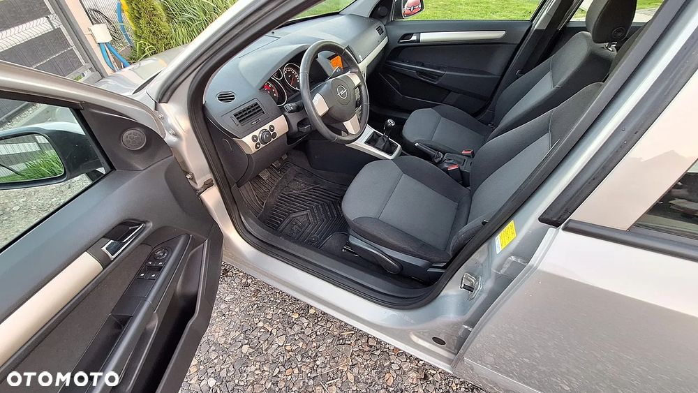 Opel Astra 1.6 - 12