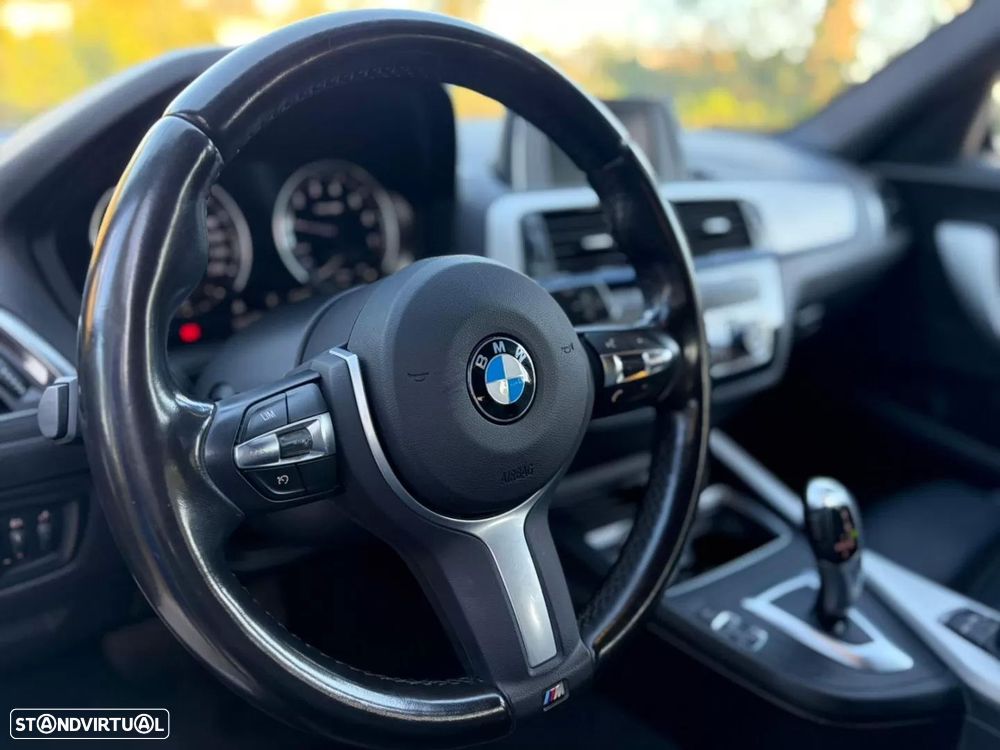 BMW 118 i Pack M Auto — fotografia 15