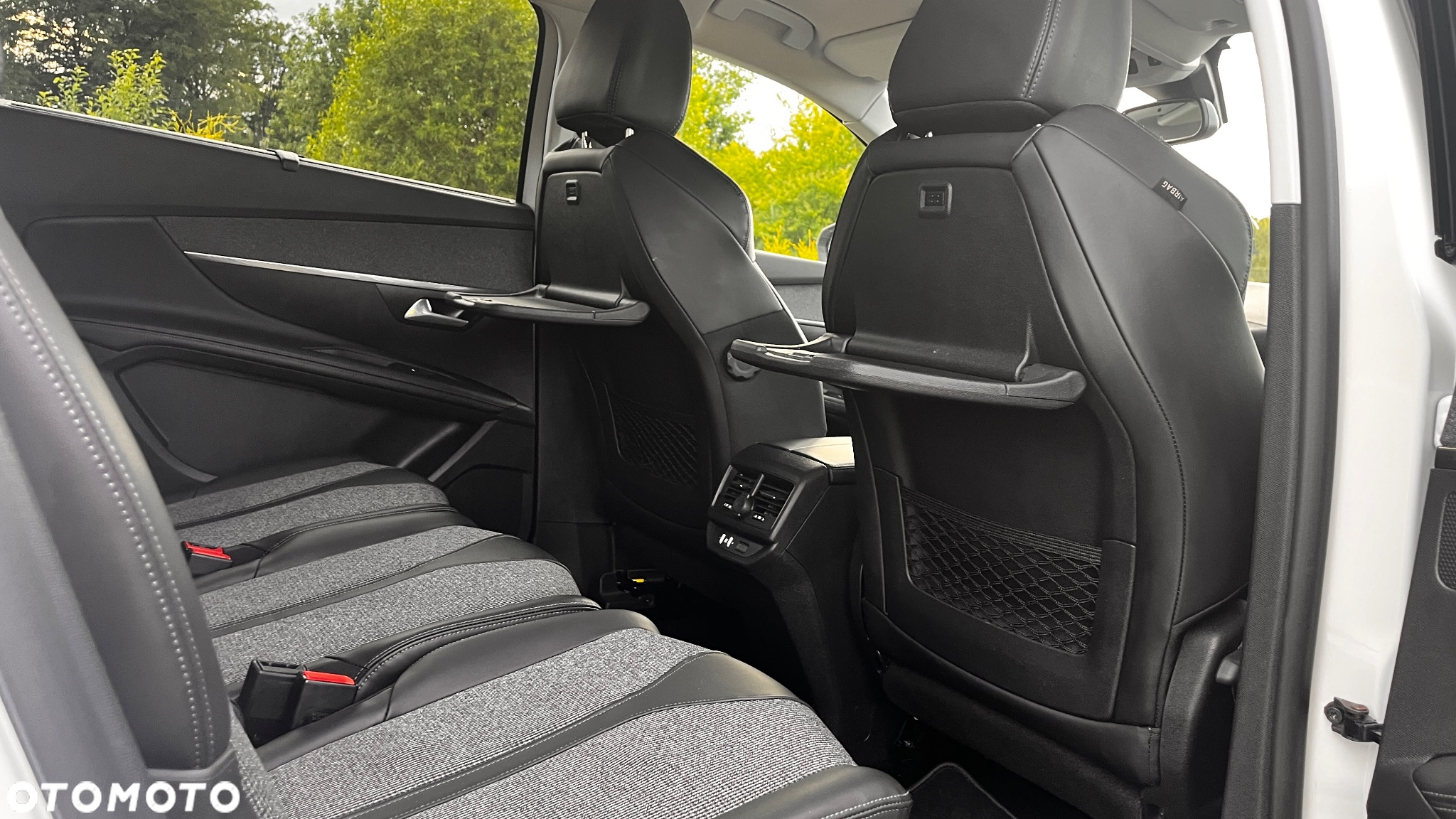 Peugeot 5008 HDI 115 Allure - 26
