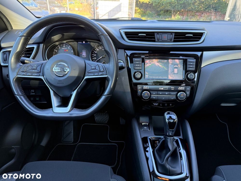 Nissan Qashqai 1.3 DIG-T N-Connecta DCT - 13
