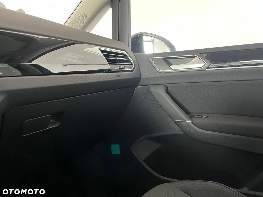 Volkswagen Touran 2.0 TDI BMT Highline DSG - 35