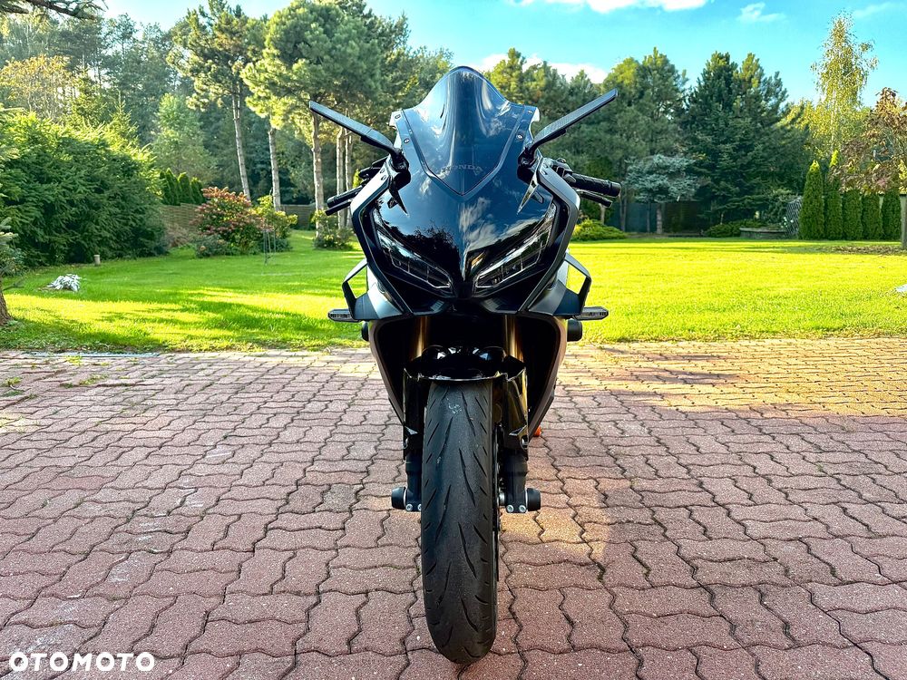 Honda CBR - 3