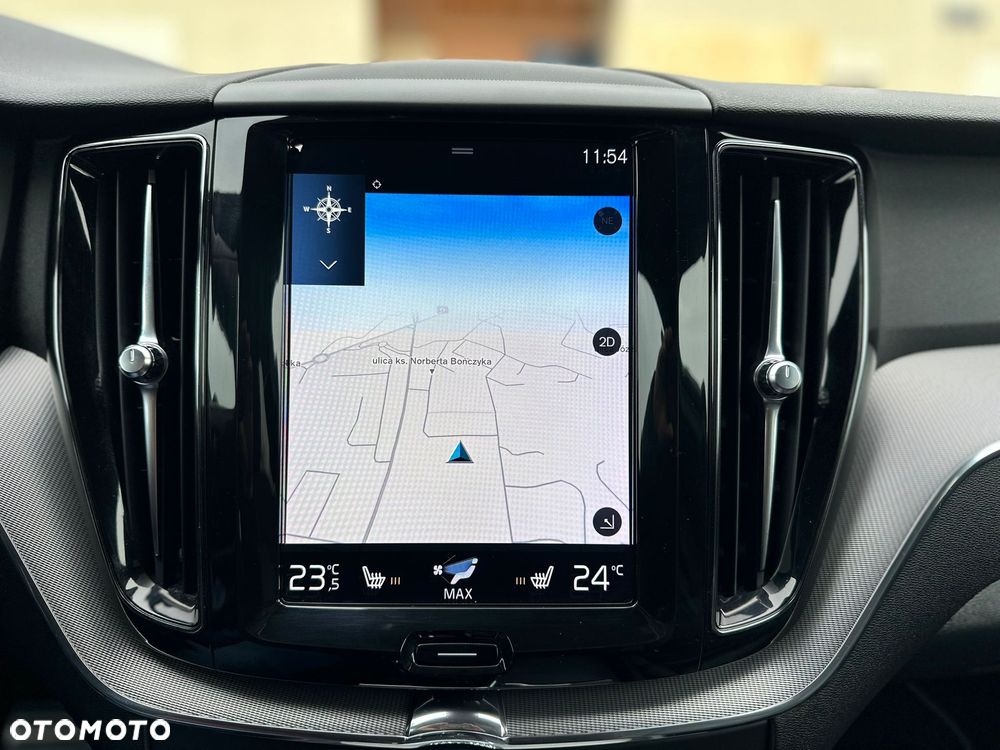 Volvo XC 60 D4 Geartronic RDesign - 35