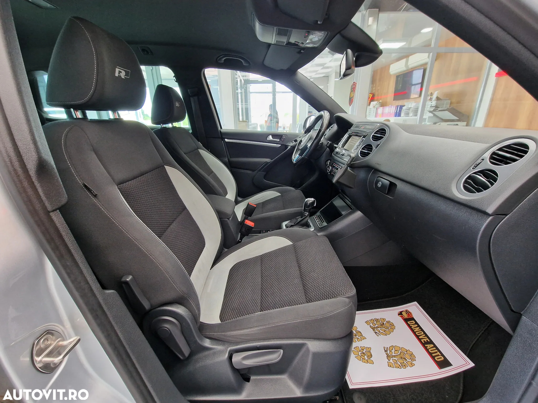 Volkswagen Tiguan 2.0 TDI 4Motion DSG BMT Sport & Style - 14
