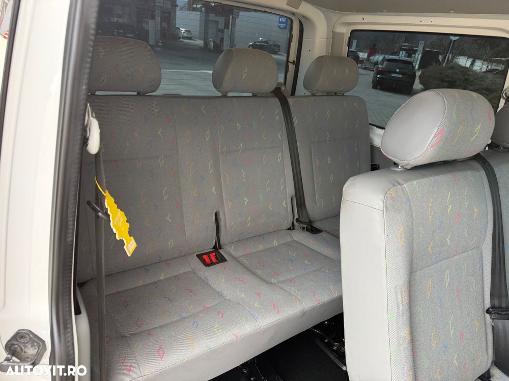 Volkswagen Transporter - 13