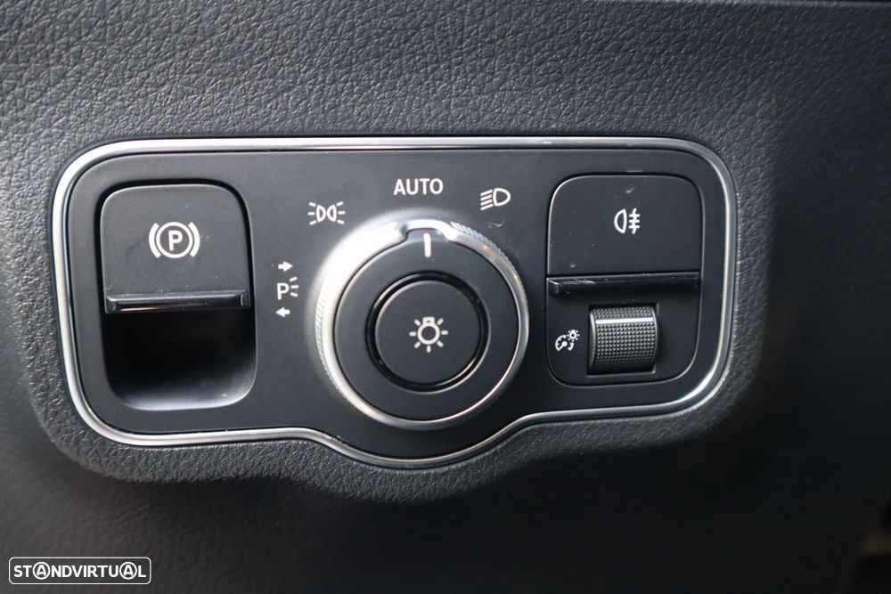 Mercedes-Benz EQA 250+ AMG Line - 18