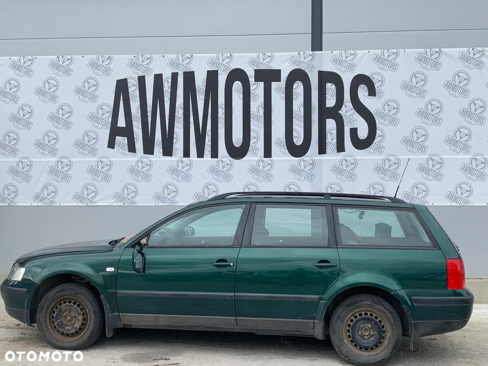 VOLKSWAGEN PASSAT 2000 *SAMOCHÓD NA CZĘŚCI* 1286 MASKA, LAMPA, DRZWI, LUSTERKO, ZDERZAK, GRILL, BŁOTNIK, KLAPA, BELKA, DESKA, FOTELE, KANAPA, ĆWIARTKA KIEROWNICA, TARCZE, ZACISKI, ZAWIESZENIE, KOMPLETNY PRZÓD, KOMPLETNY TYŁ, LICZNIK, ZEGARY, PRAWE LEWE PRZÓD TYŁ - 1