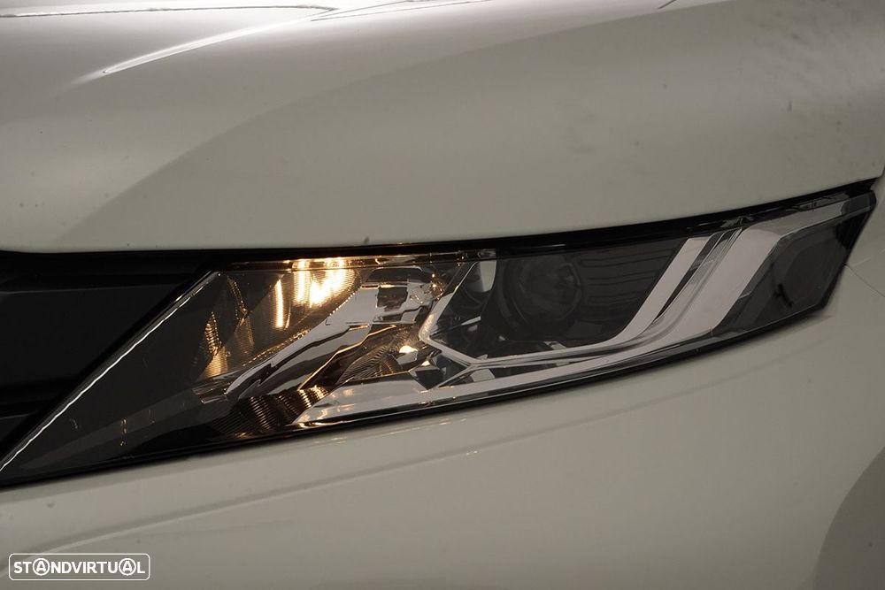 Mitsubishi L200 2.3 DI-D Strakar Space Cab Intense 4WD - 6