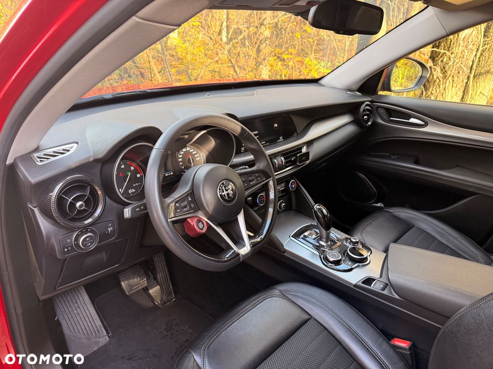 Alfa Romeo Stelvio 2.2 JTDM Q4 - 10
