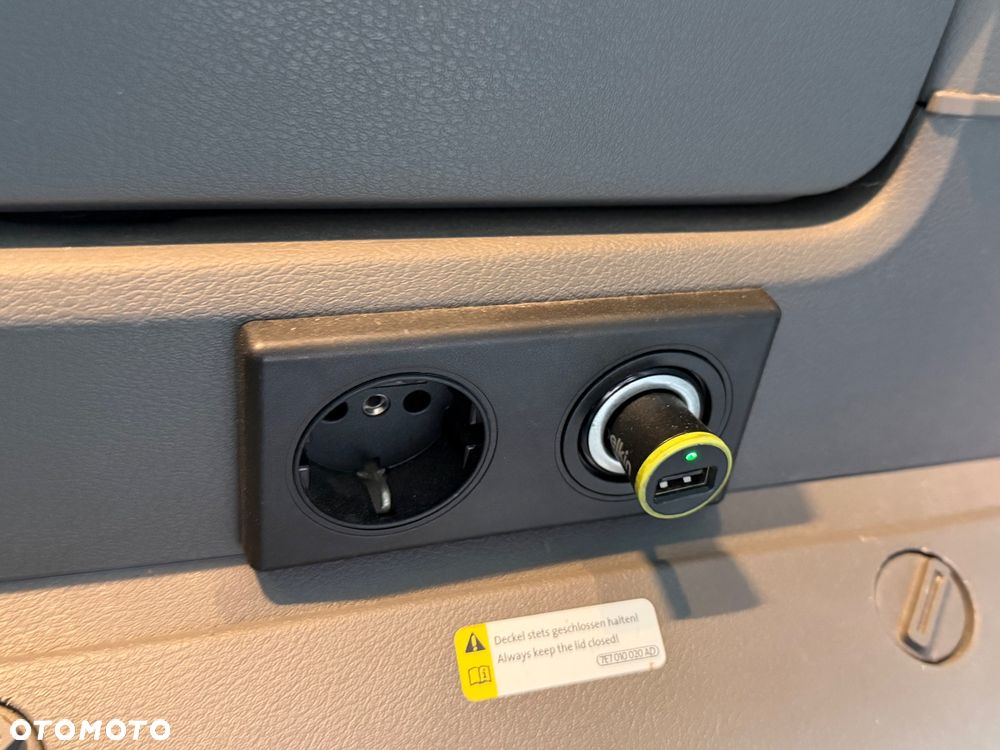 Volkswagen California - 27