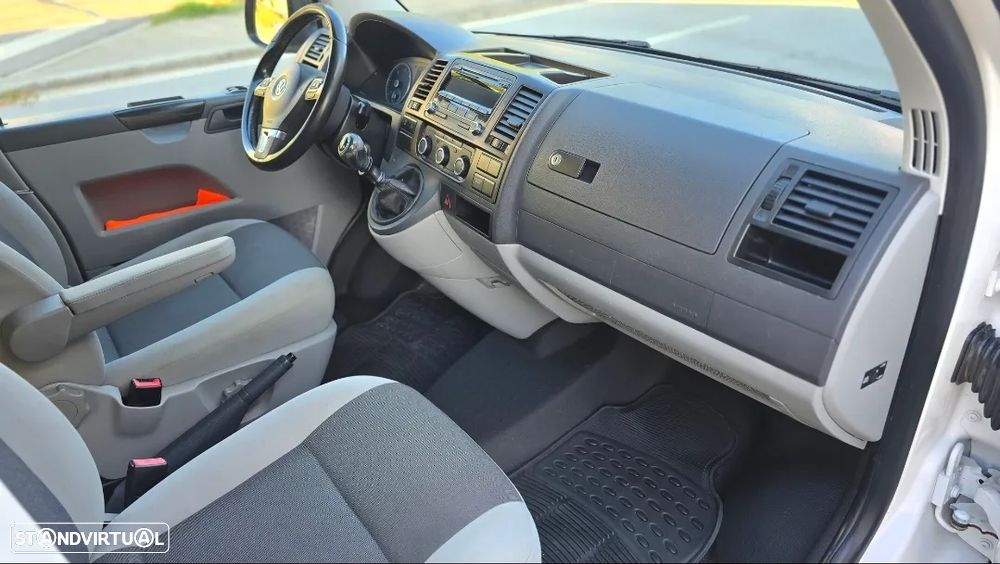 VW Transporter - 12