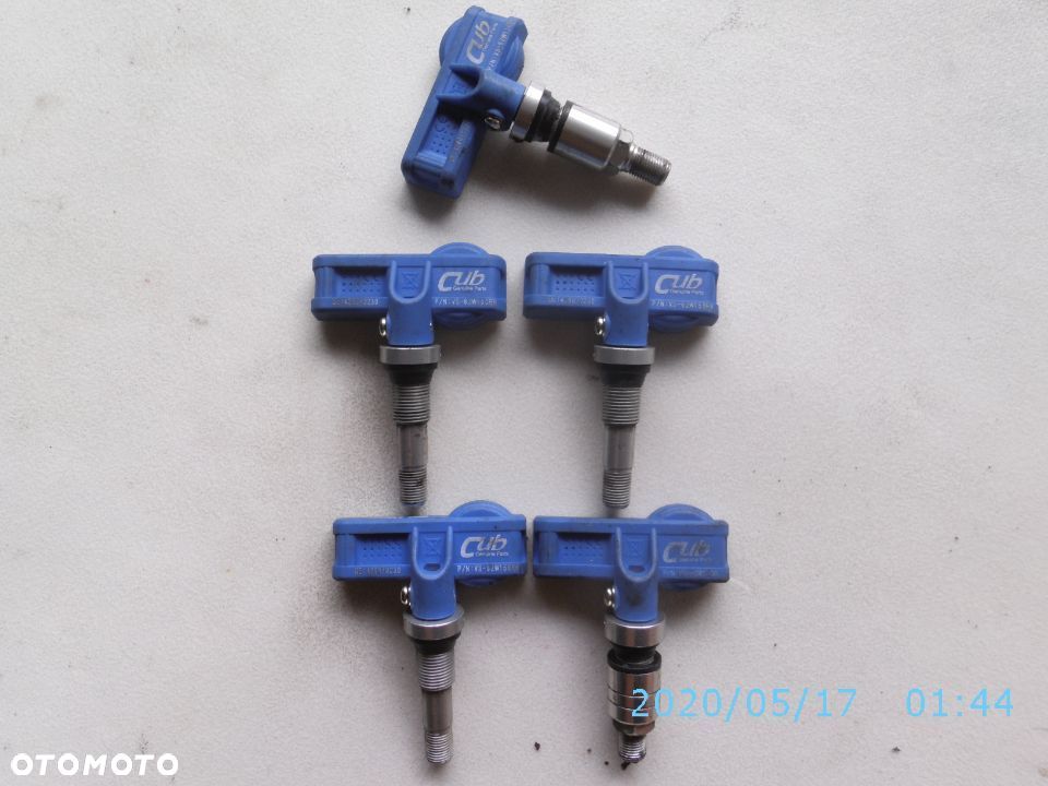 CZUJNIKI CIŚNIENIA OPON KOMPLET 5 SZTUK ZESTAW CZUJNIKÓW  TPMS CUB - 1
