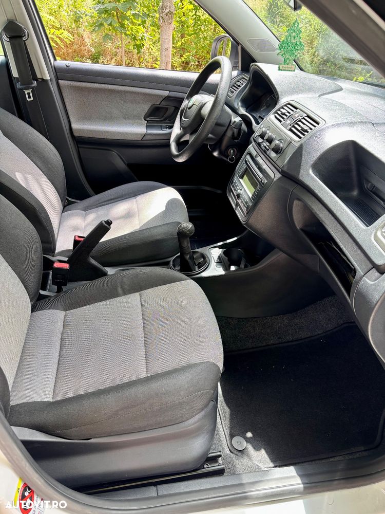 Skoda Fabia Combi 1.2 Ambiente - 12
