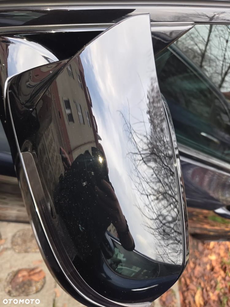 BMW Seria 5 520d - 23