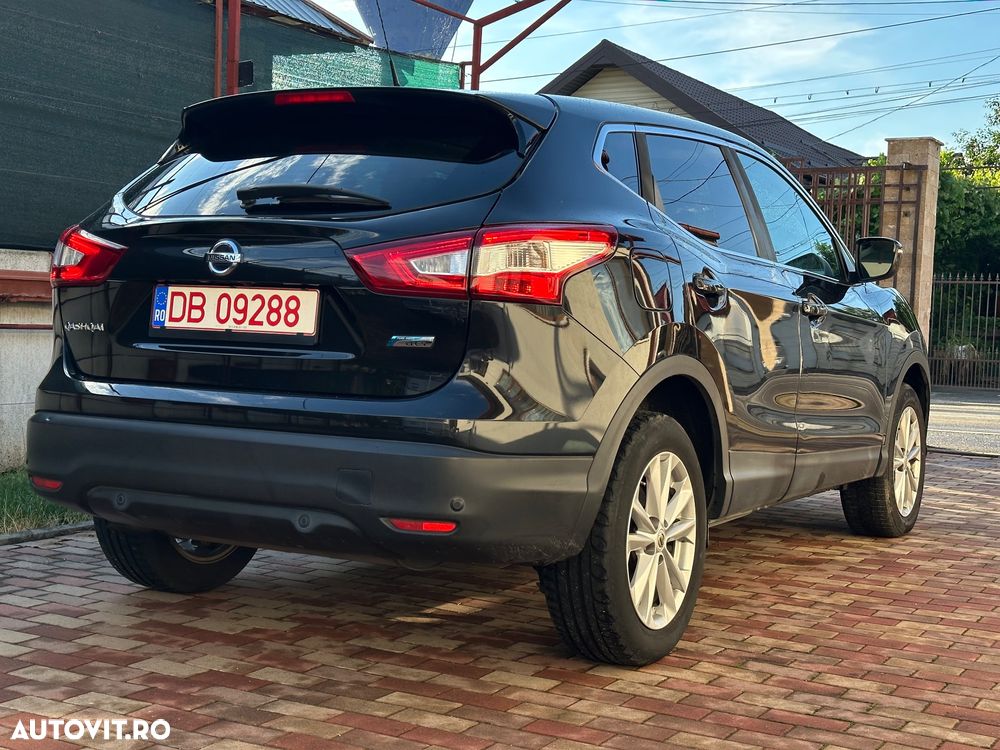 Nissan Qashqai 1.6 DCI Start/Stop N-Connecta - 4