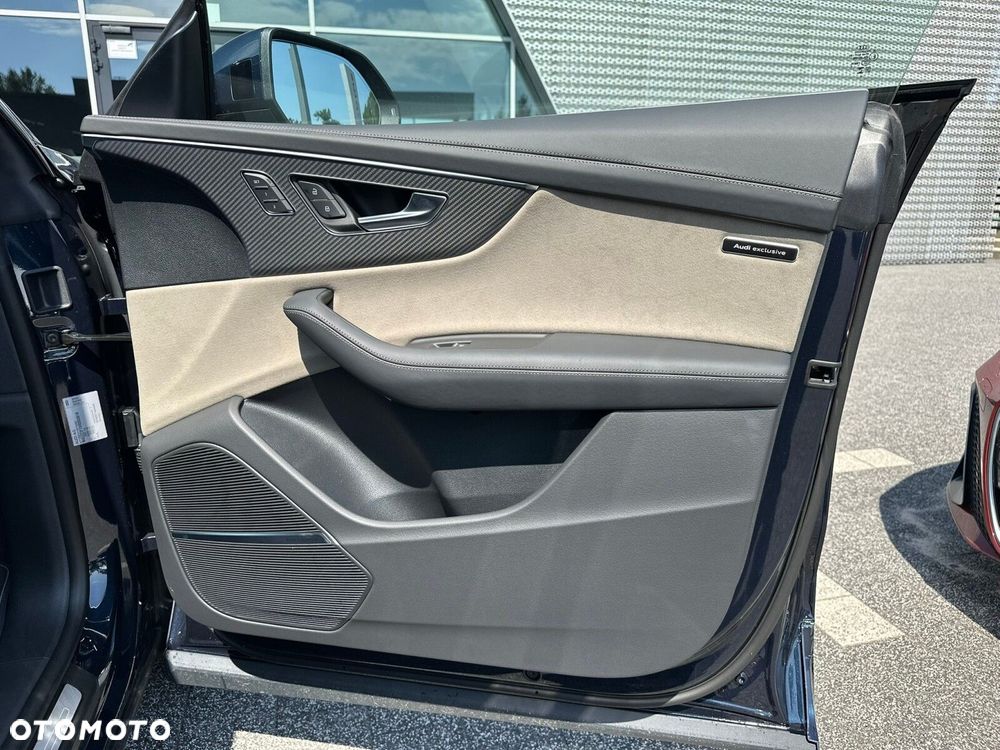 Audi SQ8 - 27