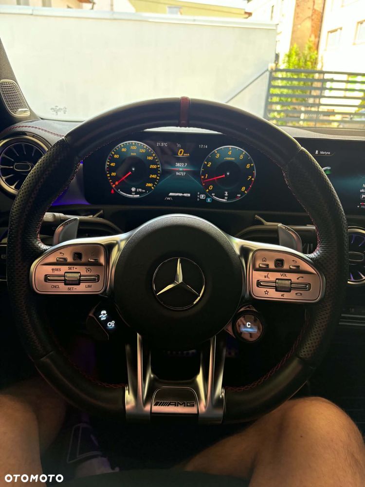 Mercedes-Benz CLA - 9