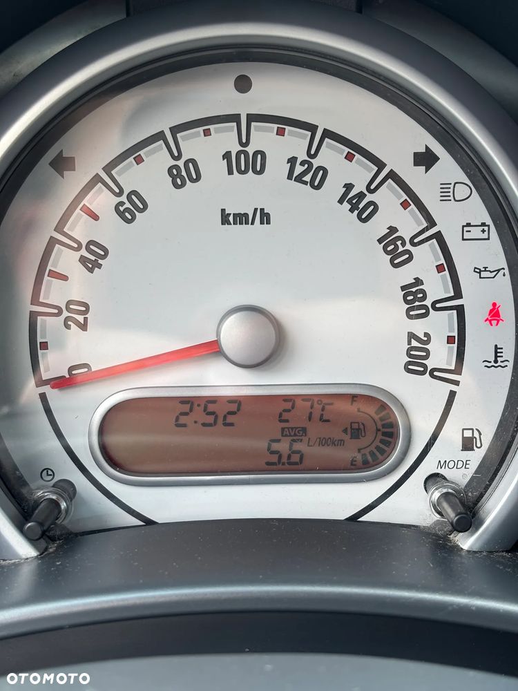 Opel Agila - 11