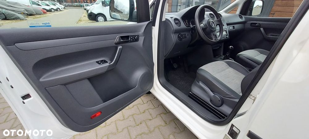 Volkswagen CADDY - 10