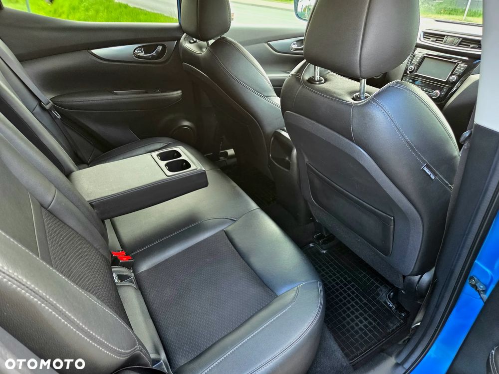 Nissan Qashqai 1.6 DIG-T N-Connecta - 18