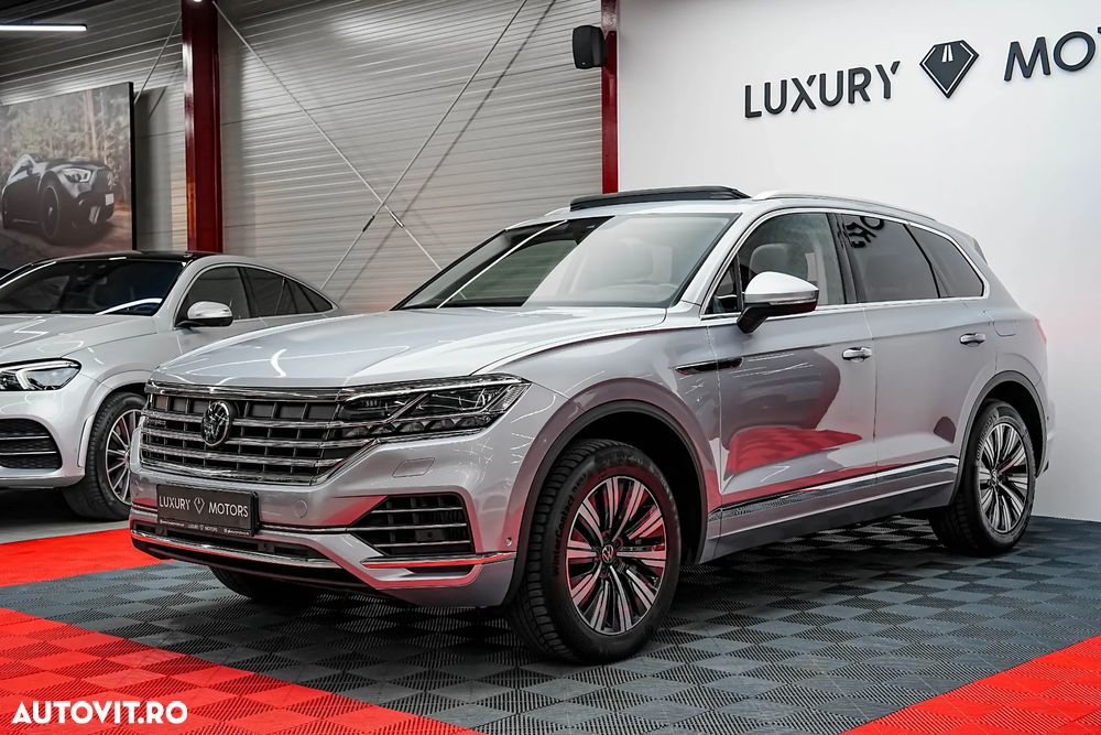 Volkswagen Touareg 3.0 V6 e-Hybrid 4Motion Aut. Elegance - 1