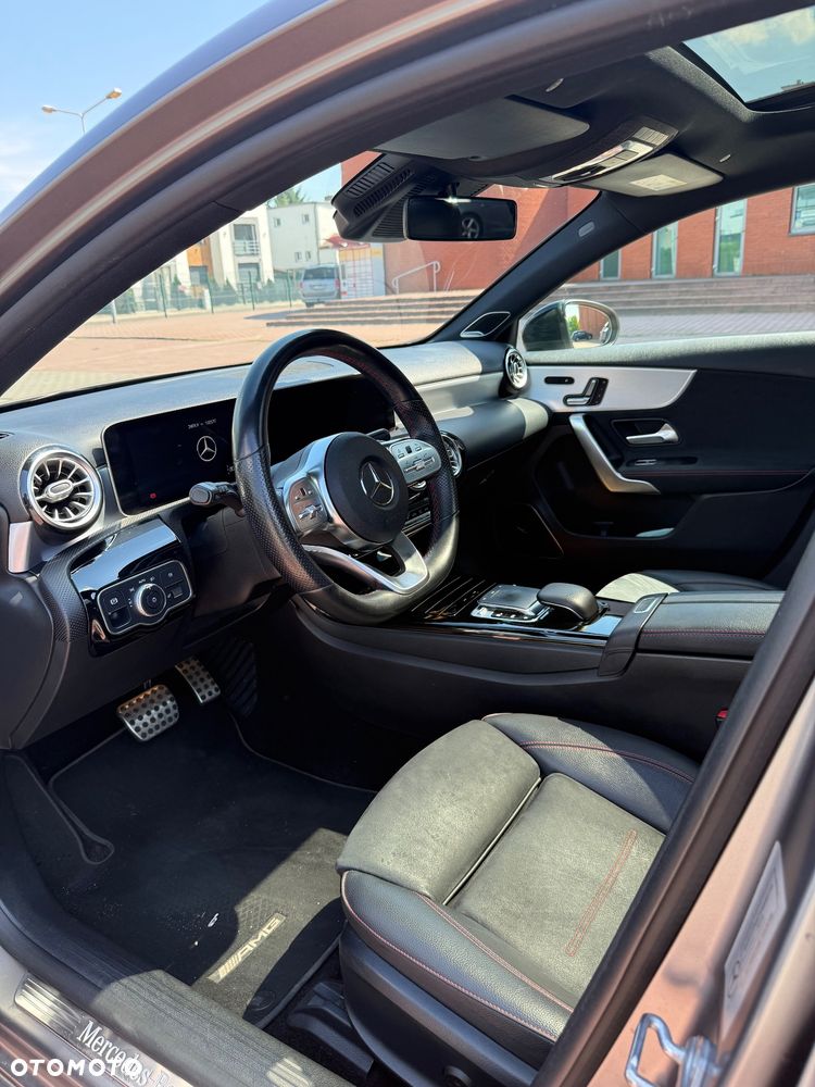 Mercedes-Benz Klasa A 250 4-Matic AMG Line 7G-DCT - 10