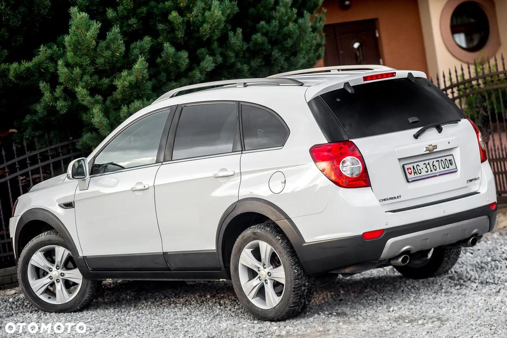 Chevrolet Captiva 2.4 AWD Automatik LT+ - 10