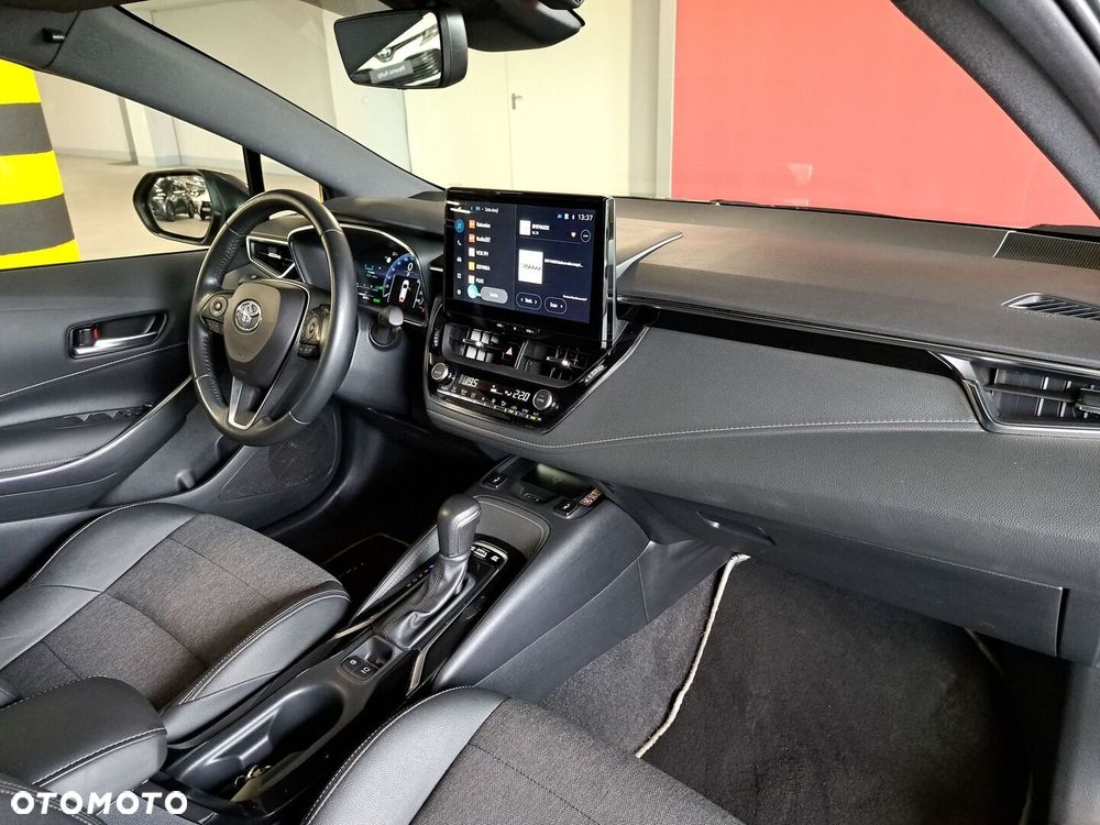 Toyota Corolla 1.8 Hybrid Style - 16