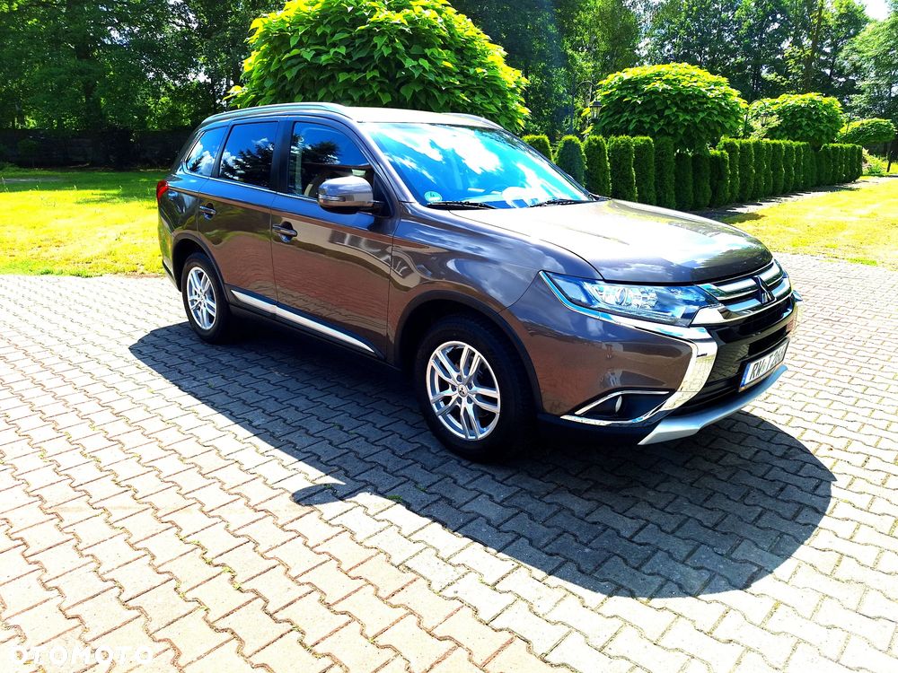 Mitsubishi Outlander 2.0 4WD CVT Plus - 1